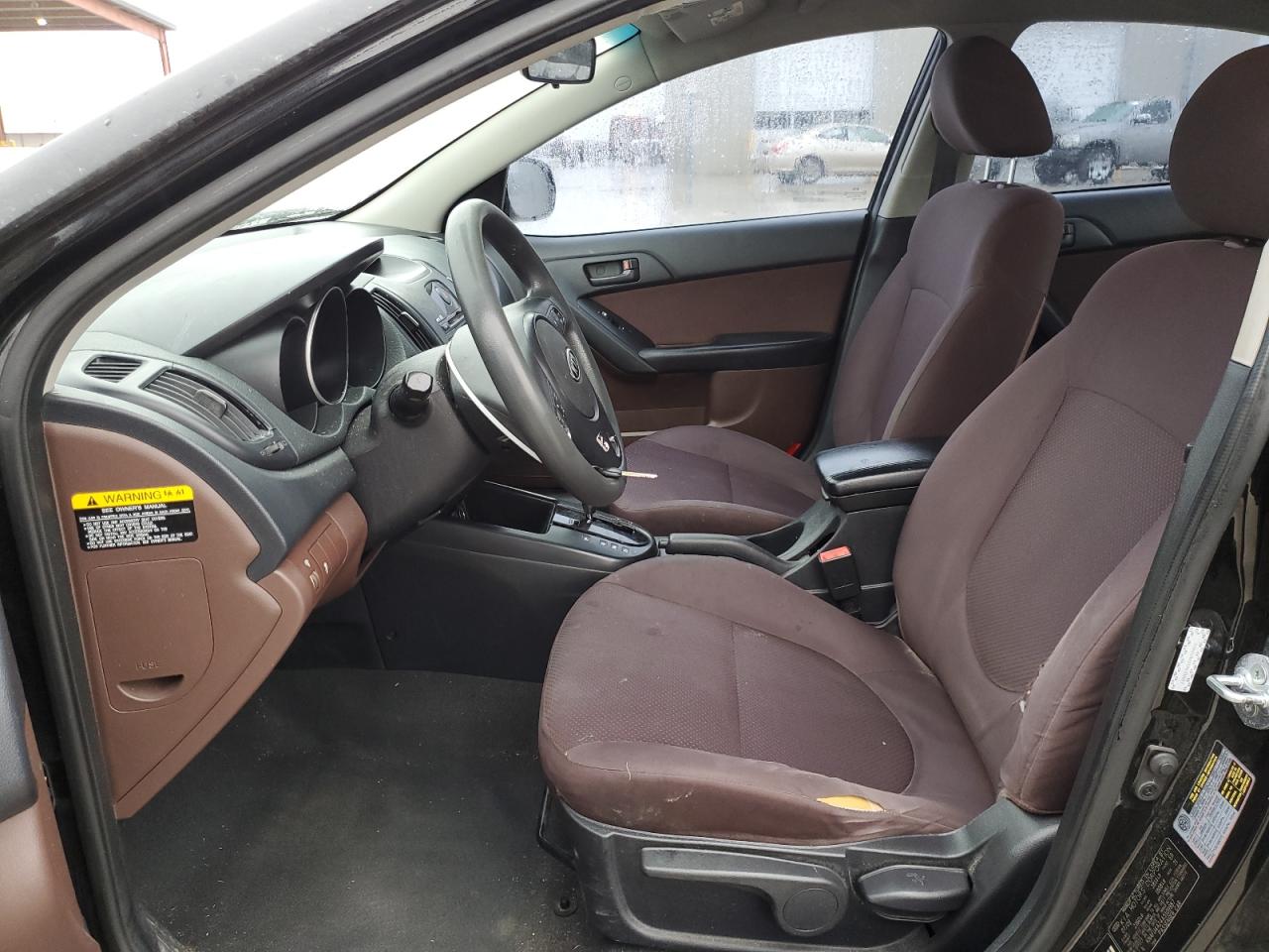 2010 Kia Forte - Image 7