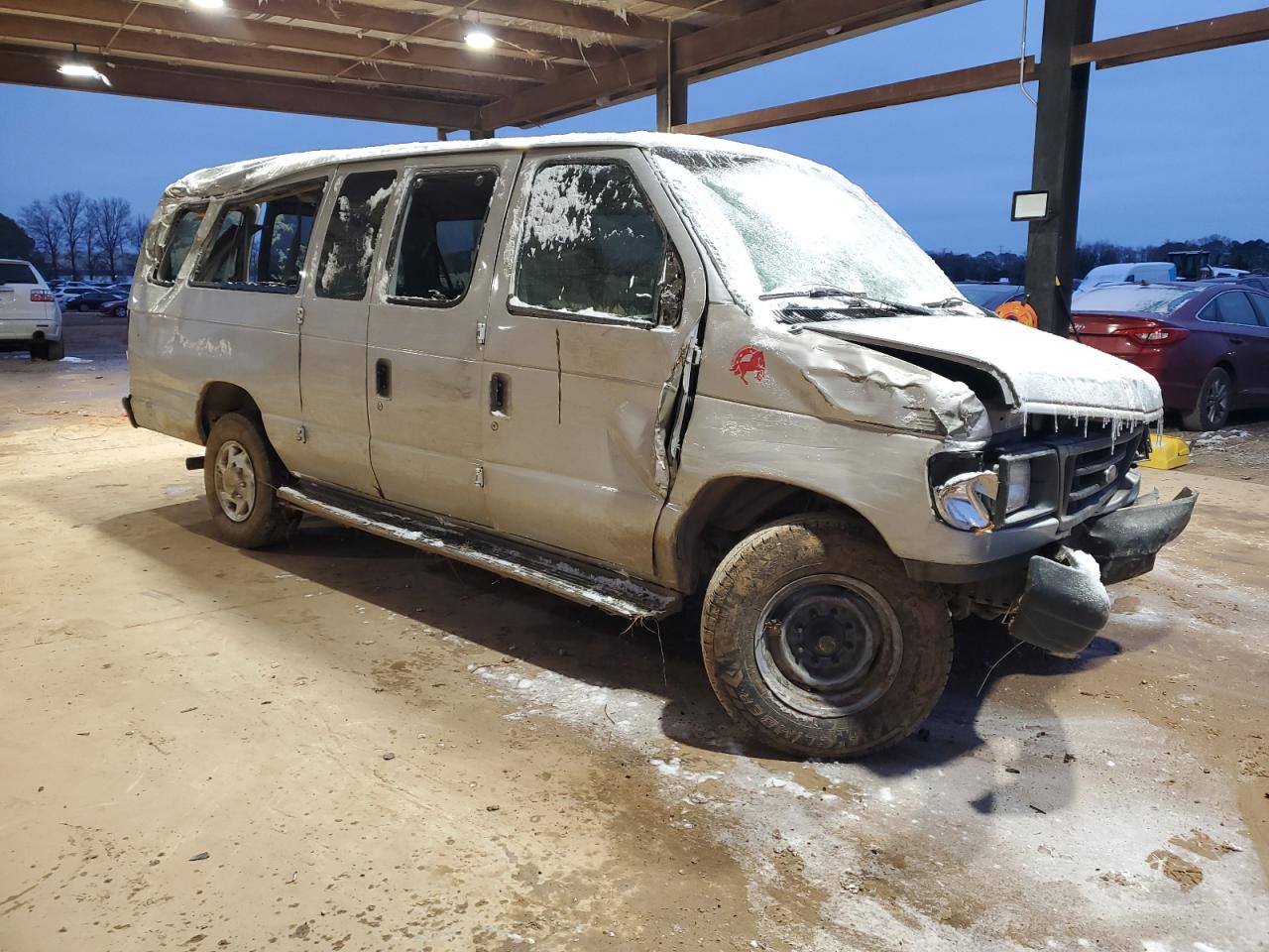 2004 Ford Econoline - Image 4