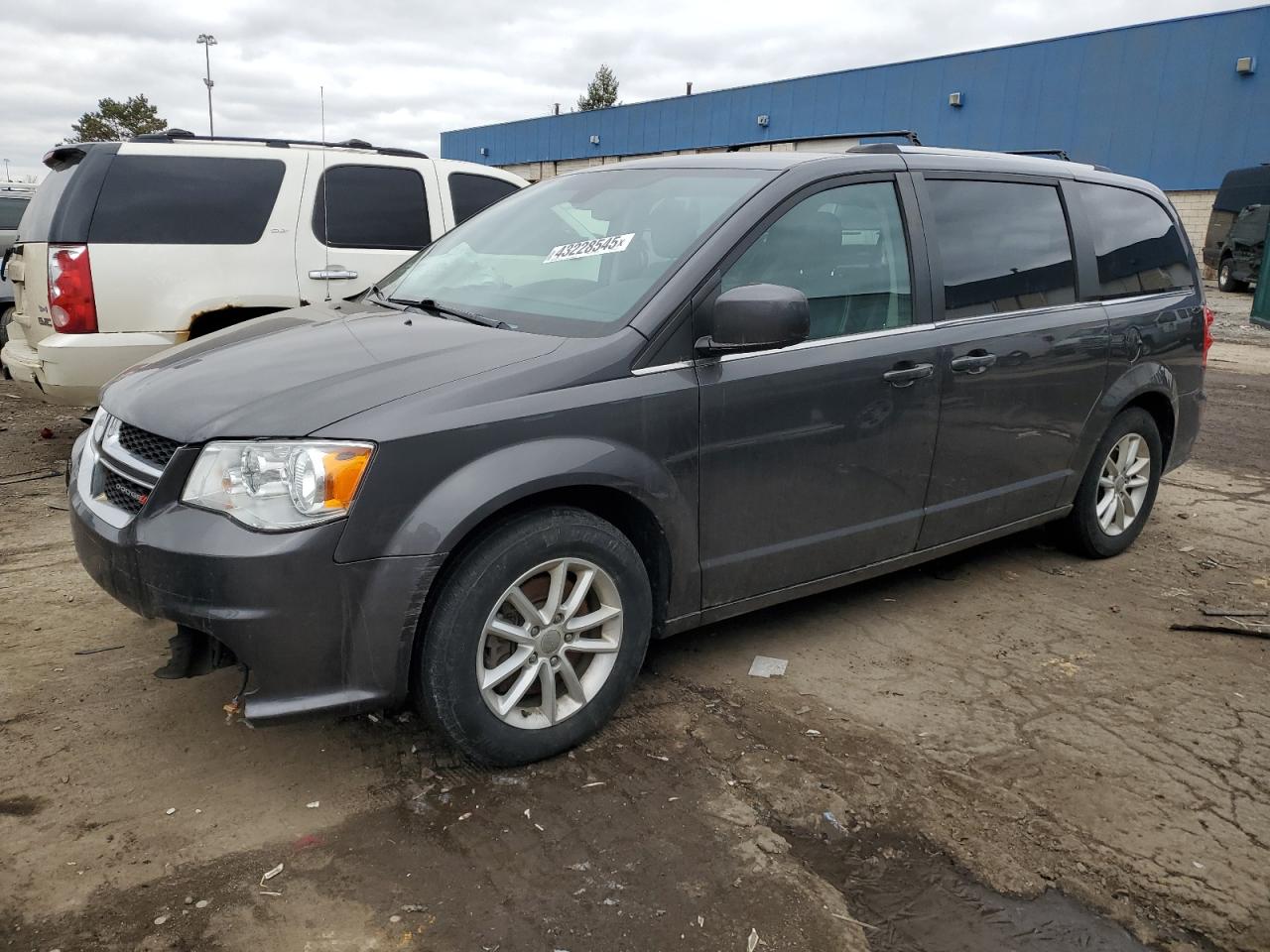 2019 Dodge Caravan - Image 1