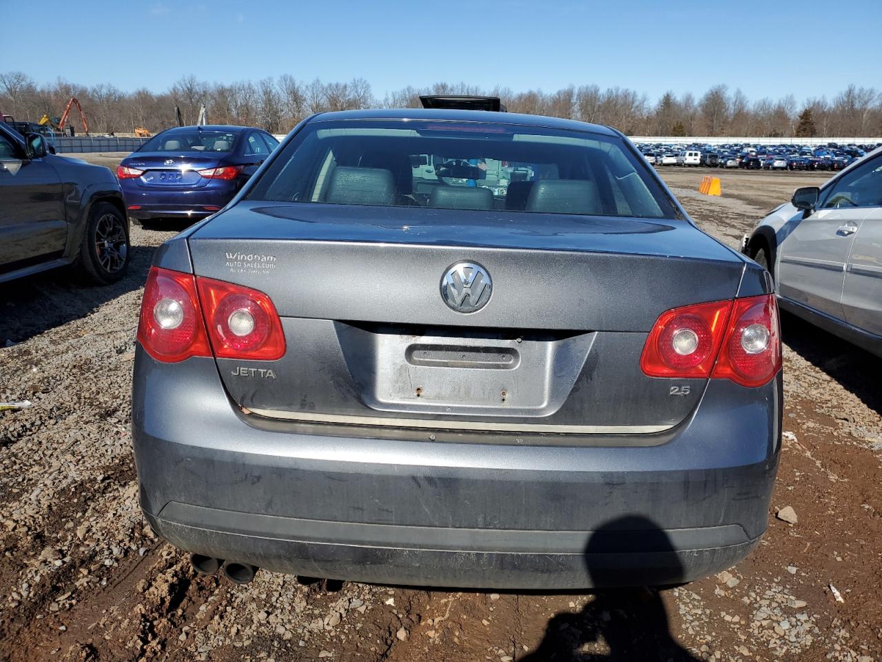 2006 Volkswagen Jetta - Image 6
