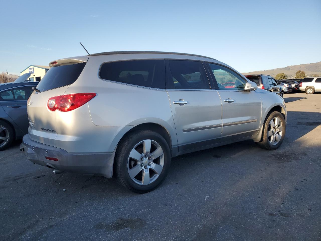 2012 Chevrolet Traverse - Image 3