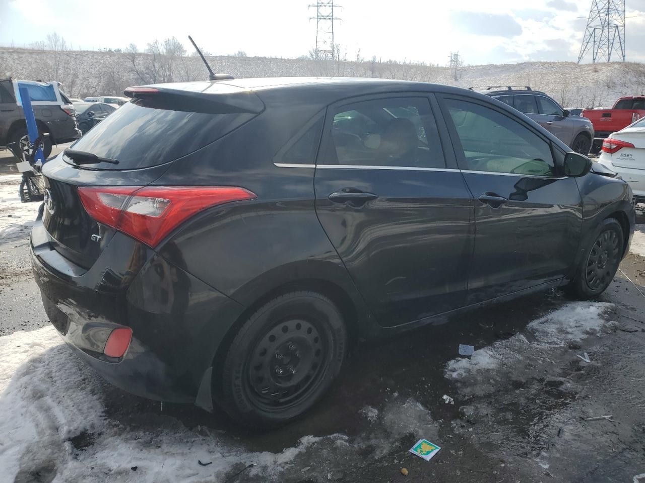 2017 Hyundai Elantra - Image 3