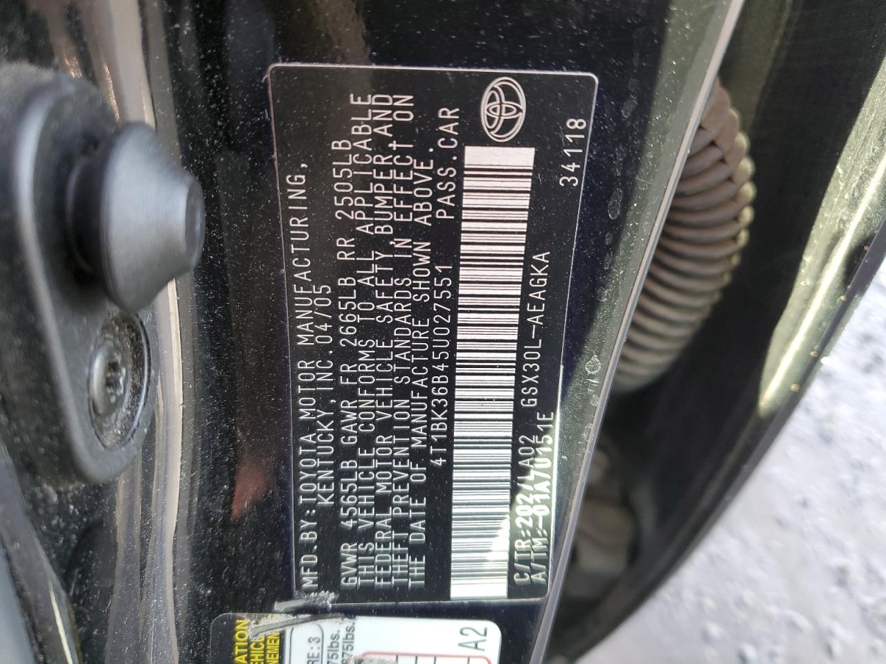 2005 Toyota Avalon - Image 12