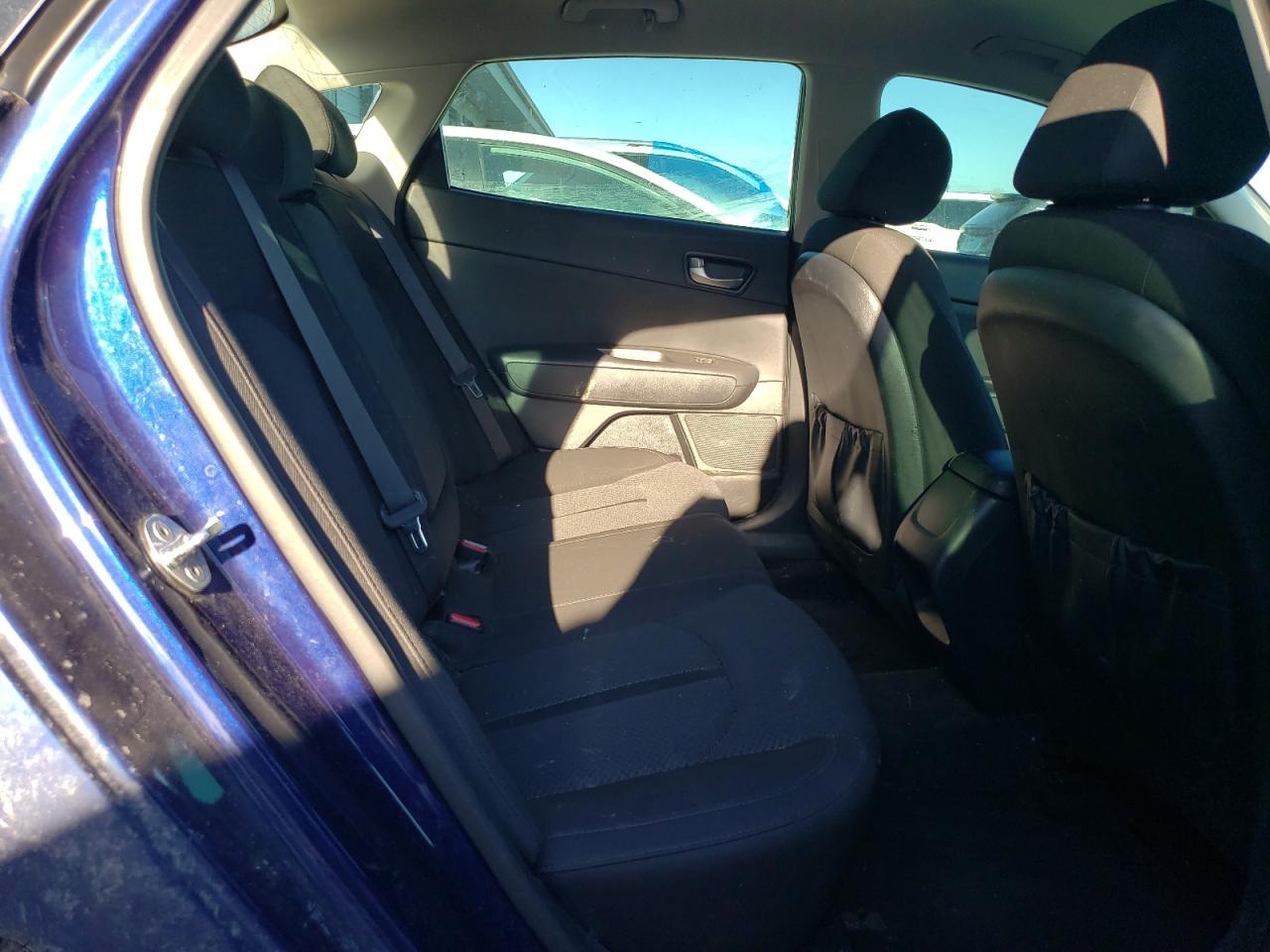 2018 Kia Optima - Image 10