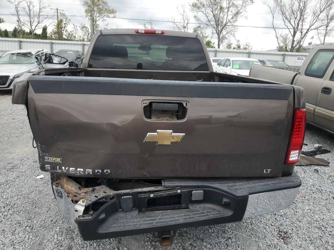 2007 Chevrolet Silverado - Image 6