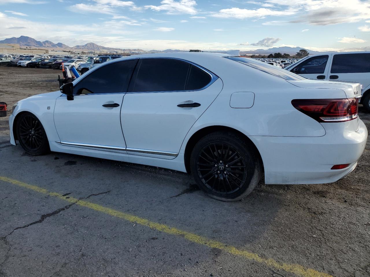 2015 Lexus LS - Image 2