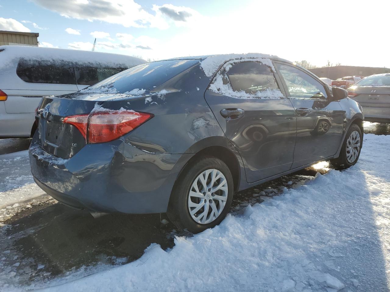 2018 Toyota Corolla - Image 3