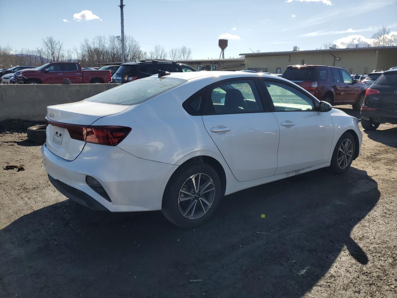 2023 Kia Forte - Image 3