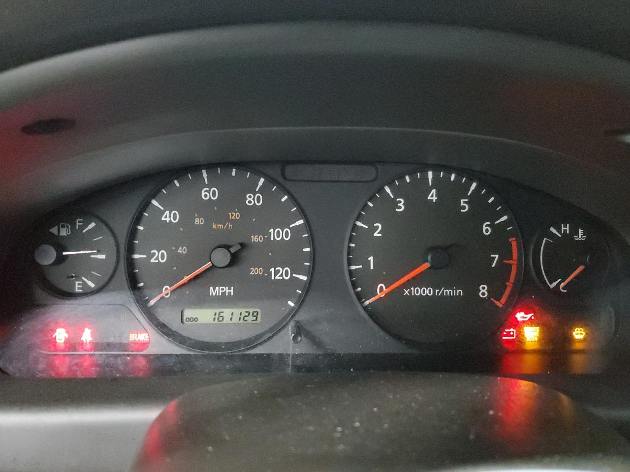 2004 Nissan Sentra - Image 9