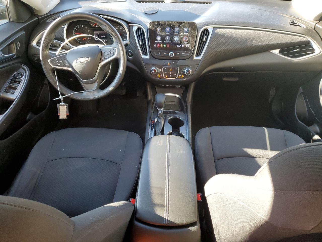 2023 Chevrolet Malibu - Image 8