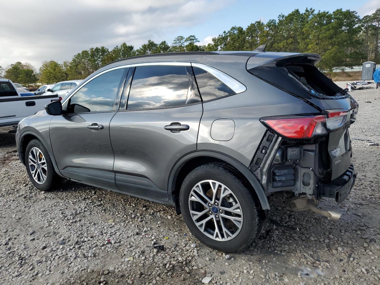 2022 Ford Escape - Image 2