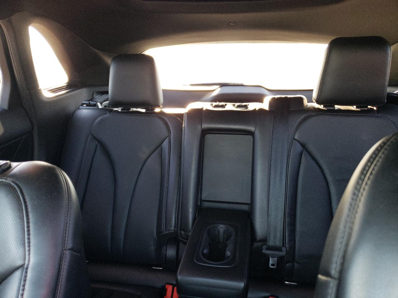 2016 Lincoln MKC - Image 10