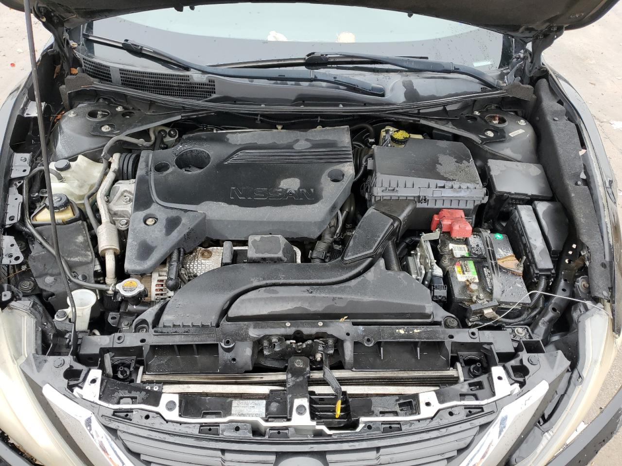 2017 Nissan Altima - Image 11