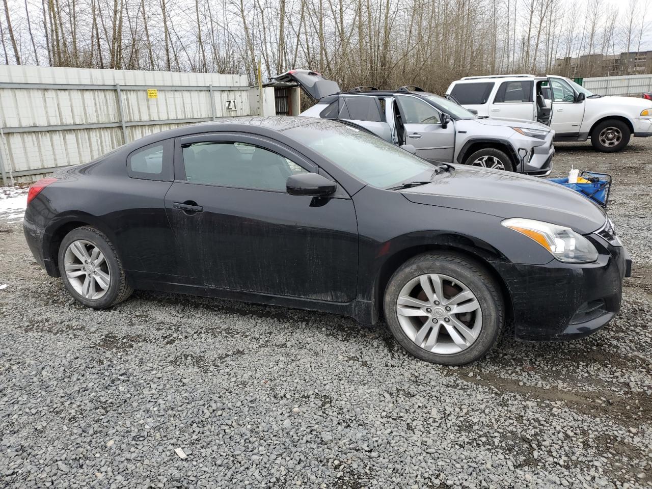 2010 Nissan Altima - Image 4