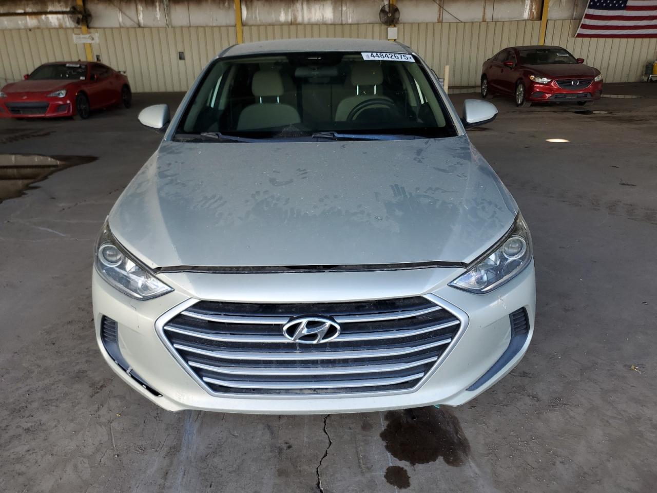 2017 Hyundai Elantra - Image 5