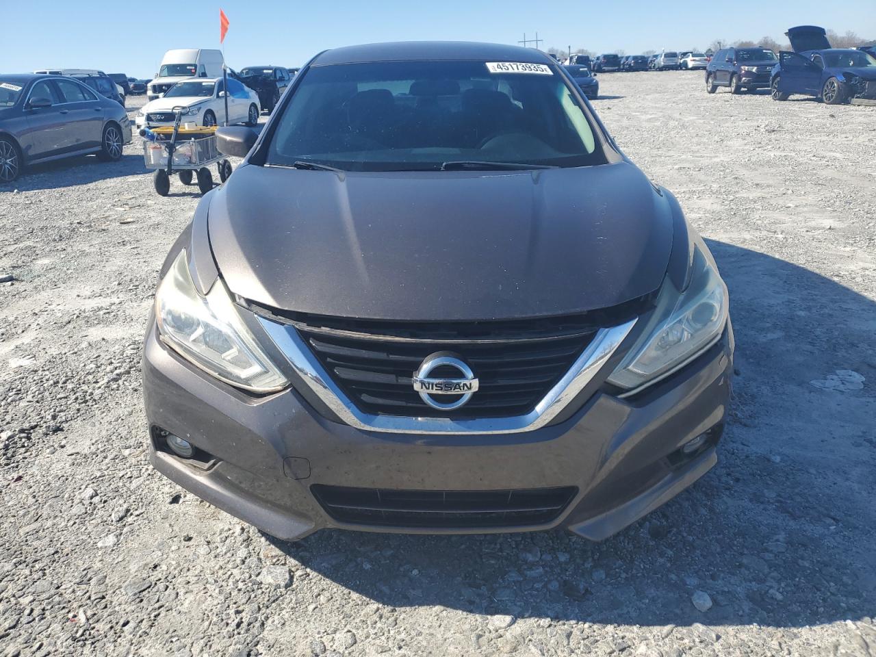 2016 Nissan Altima - Image 5