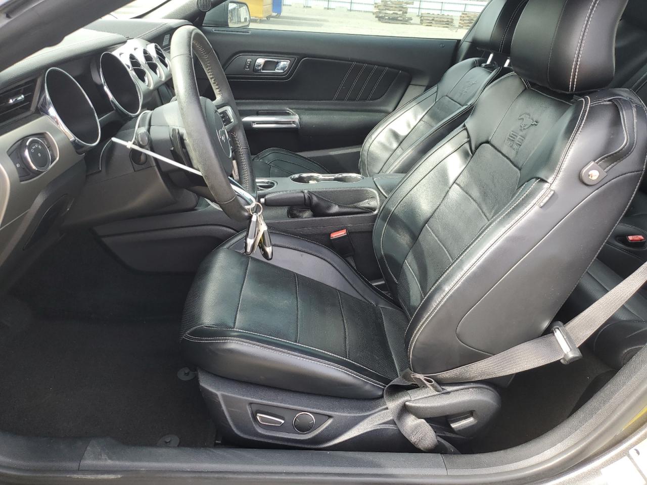 2015 Ford Mustang - Image 7