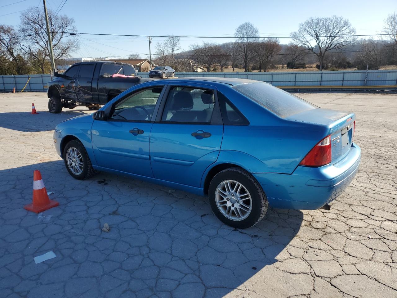 2007 Ford Focus - Image 2