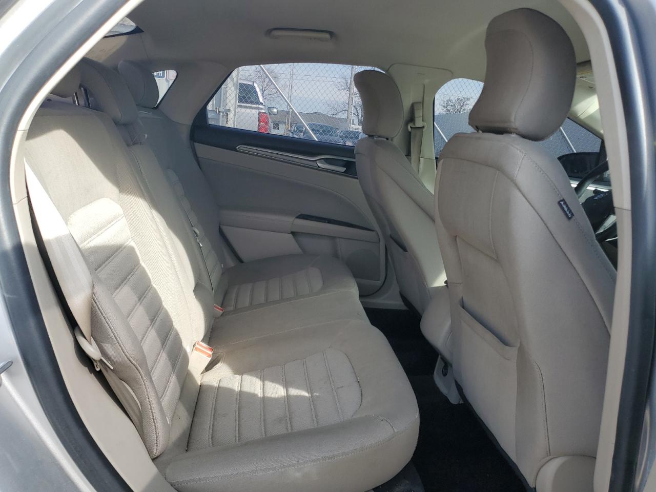2017 Ford Fusion - Image 11