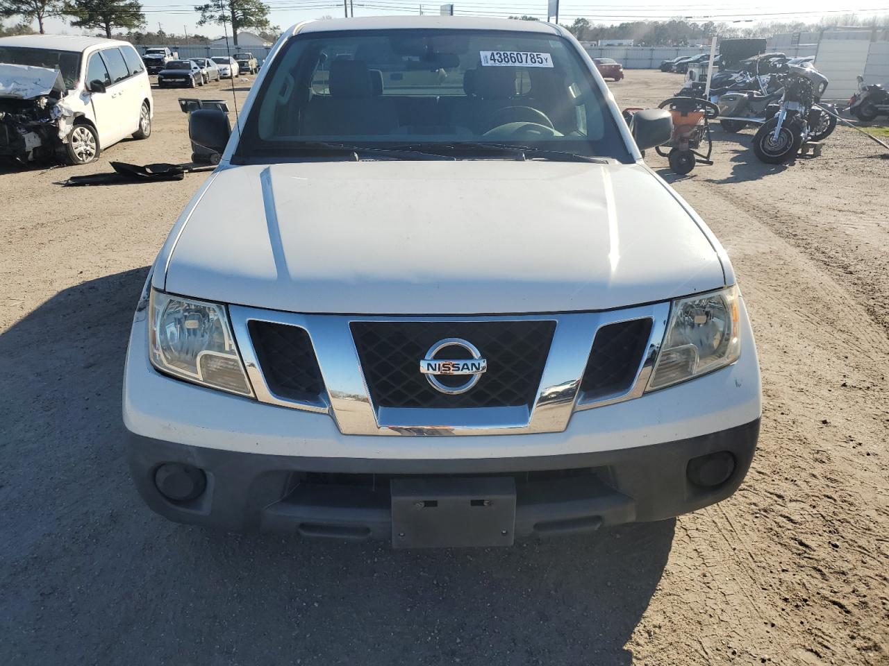 2016 Nissan Navara (Frontier) - Image 5