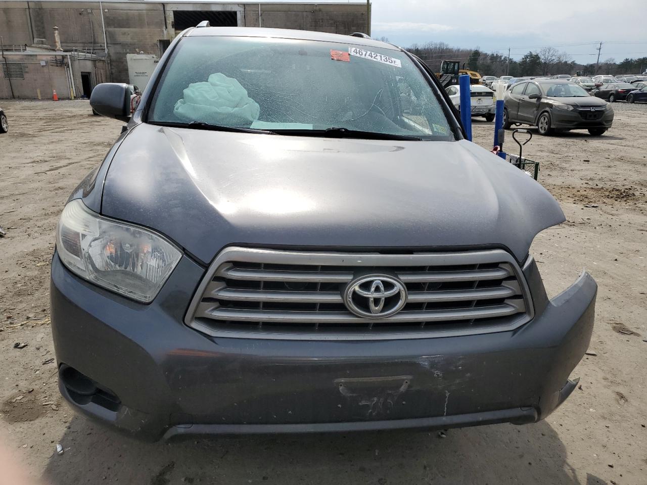 2010 Toyota Highlander - Image 5