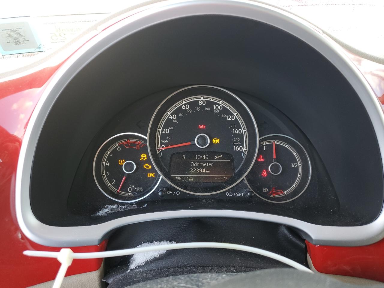 2018 Volkswagen Beetle - Image 9