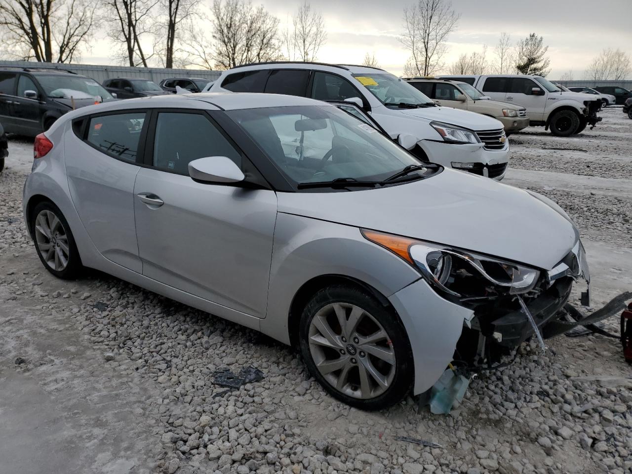 2017 Hyundai Veloster - Image 4