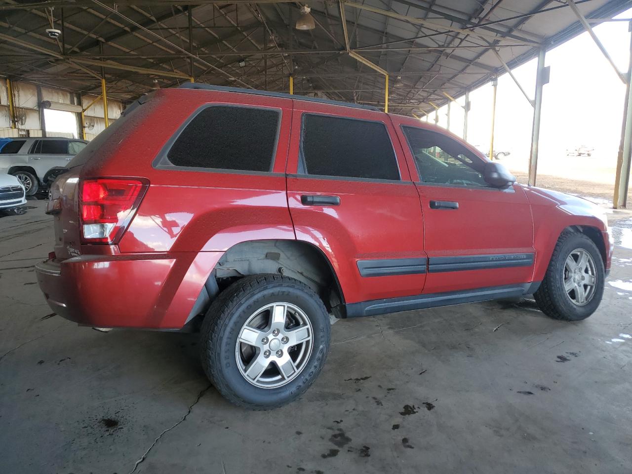 2006 Jeep Grand Cherokee - Image 3