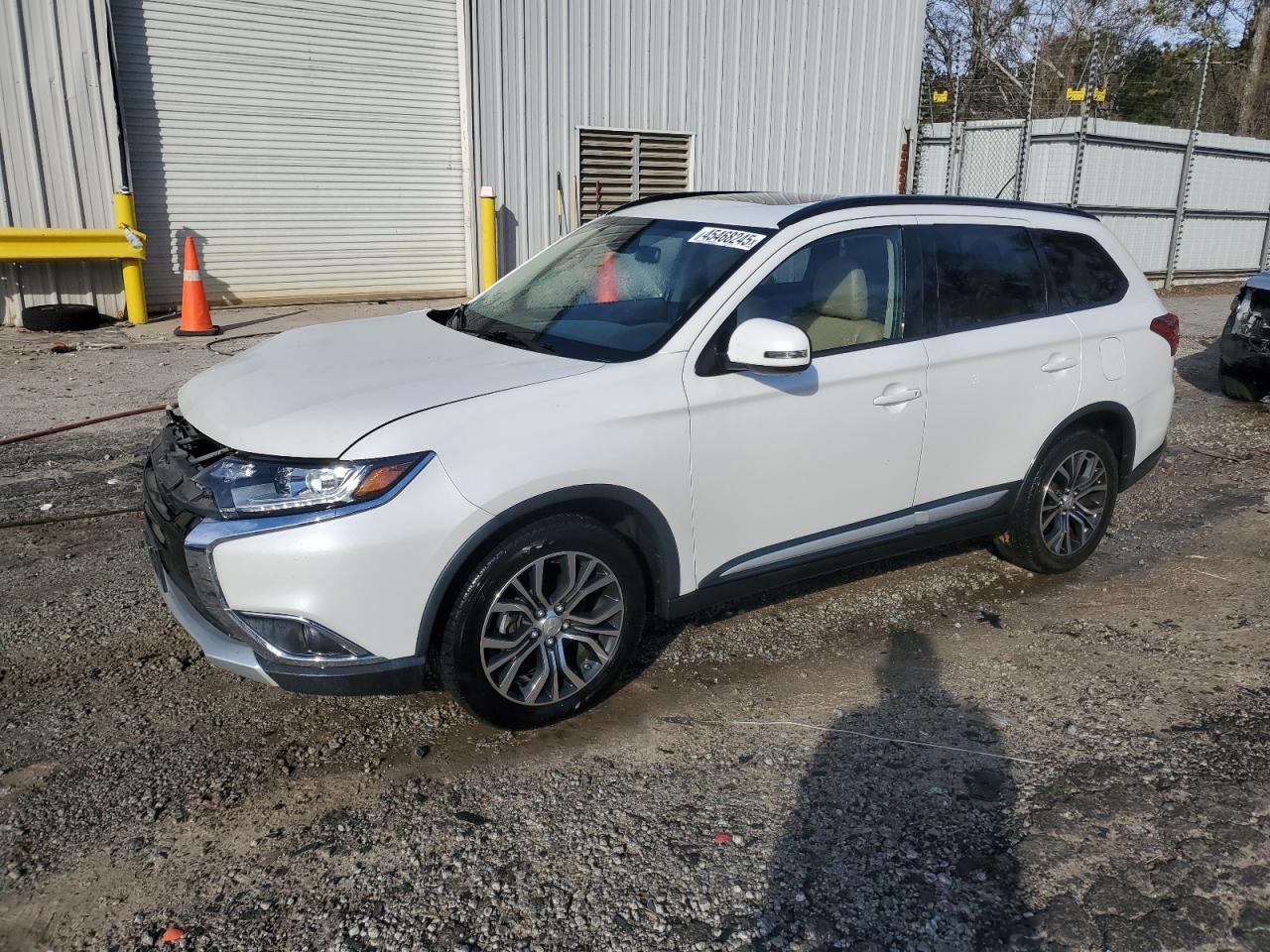 2016 Mitsubishi Outlander - Image 1