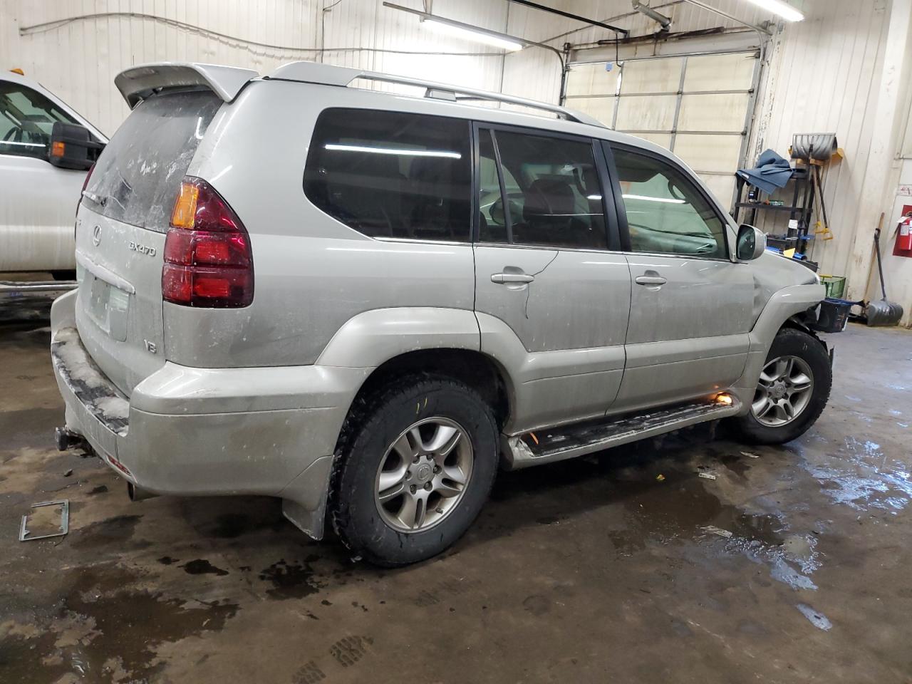 2005 Lexus GX - Image 3