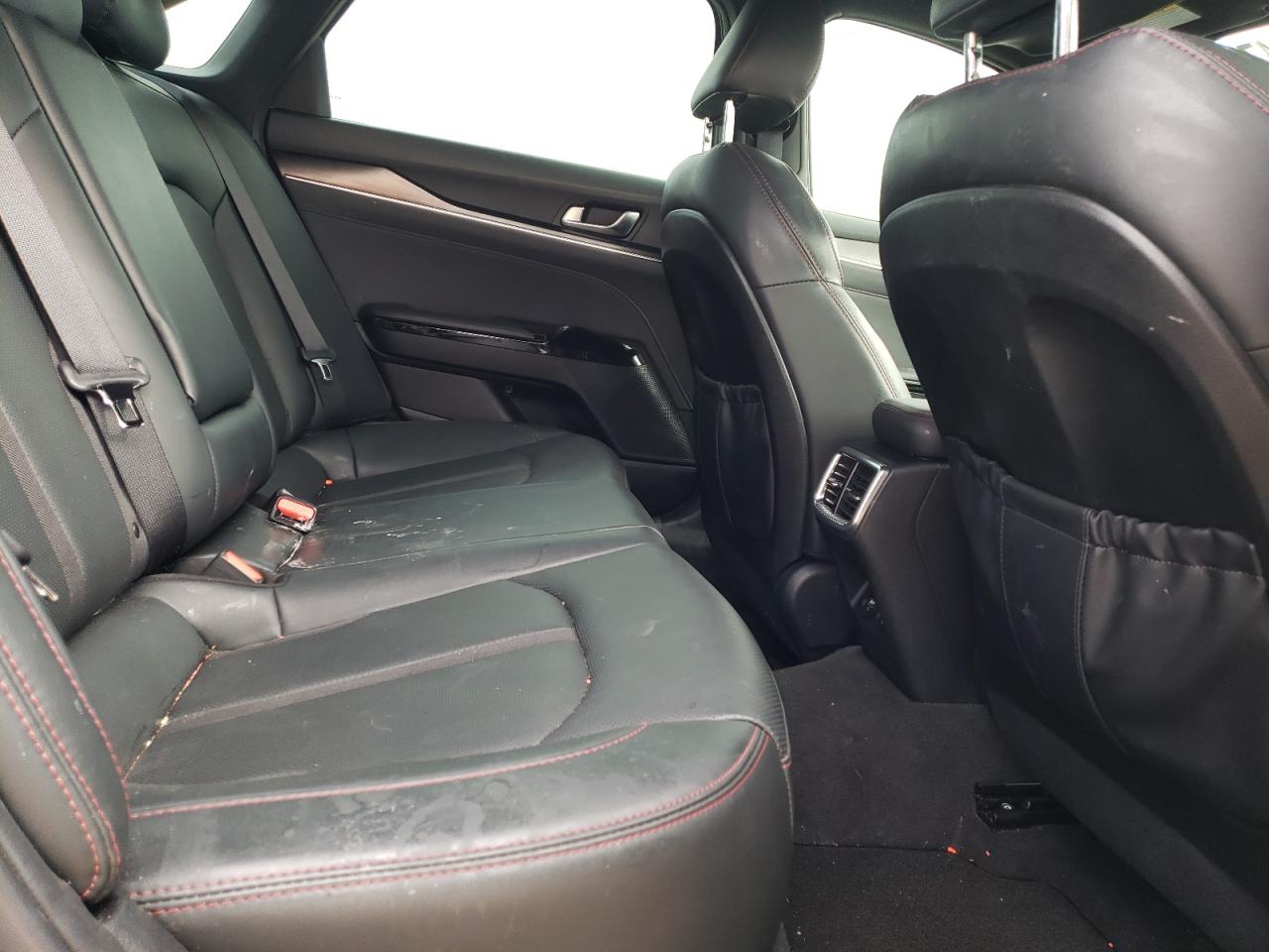 2024 Kia K5 - Image 10