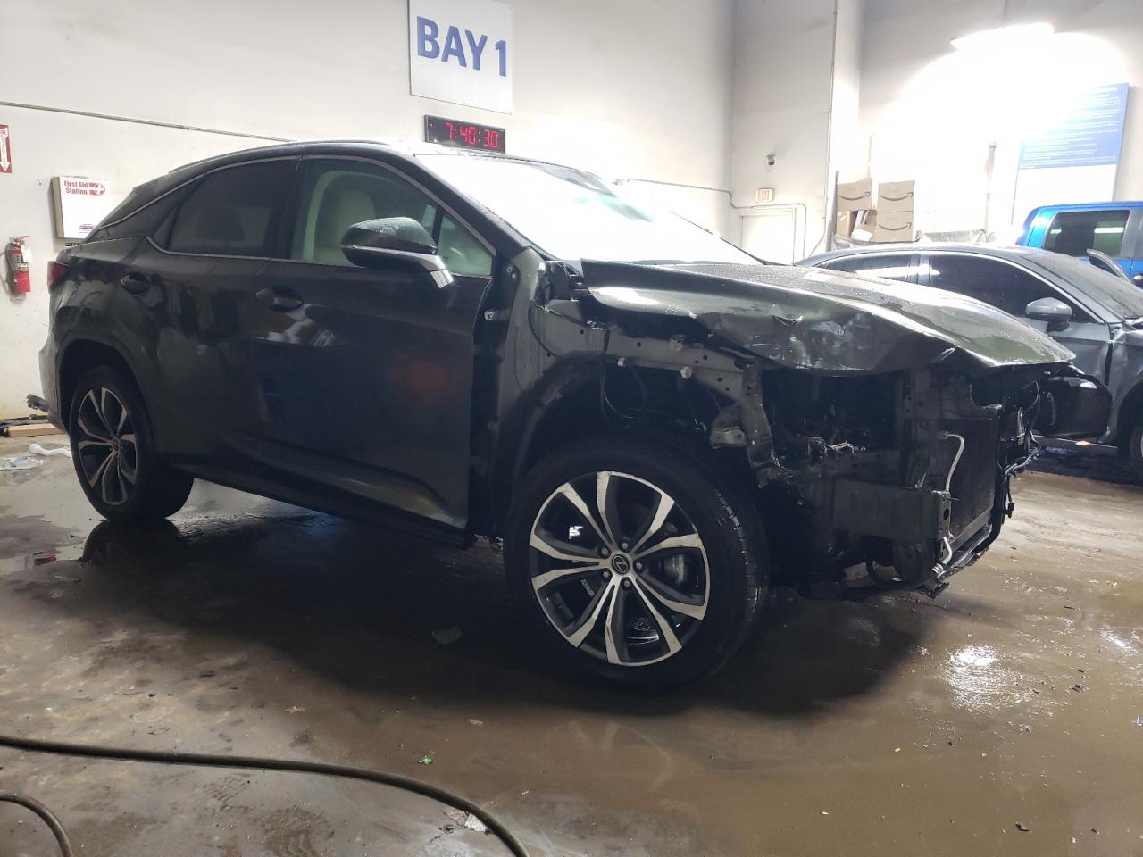 2022 Lexus RX - Image 4