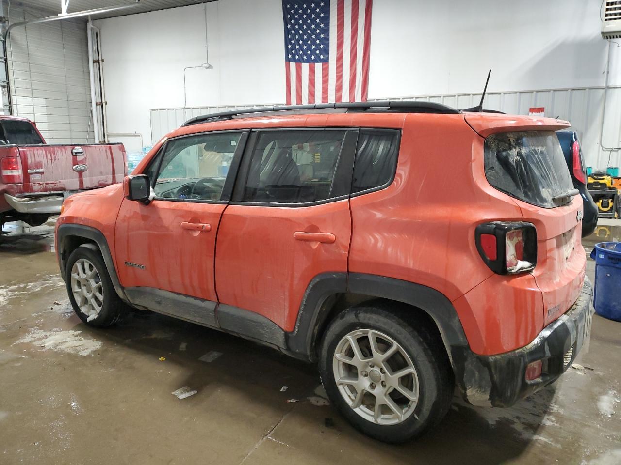 2019 Jeep Renegade - Image 2