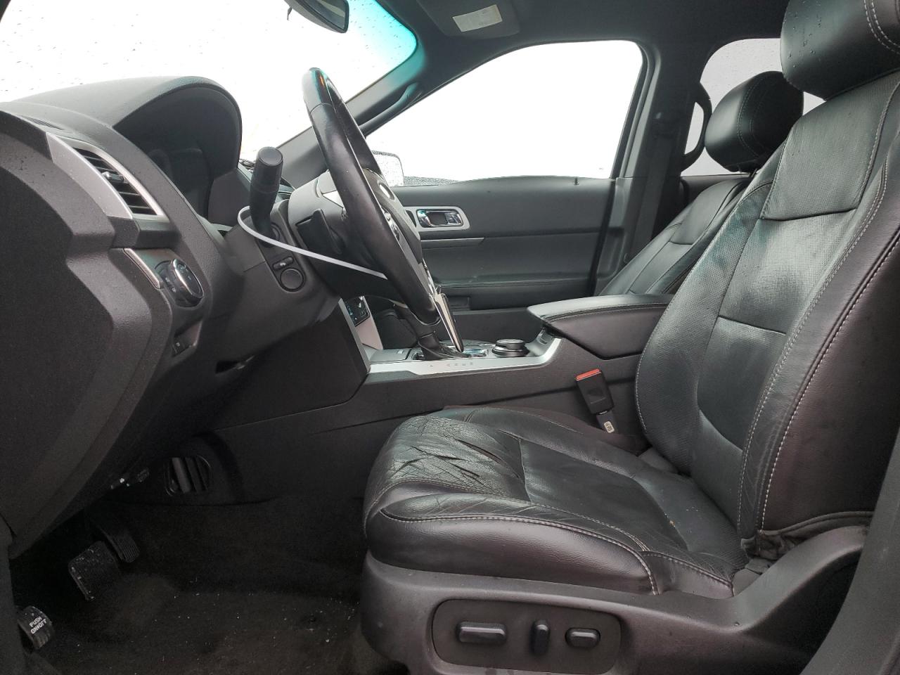 2014 Ford Explorer - Image 7