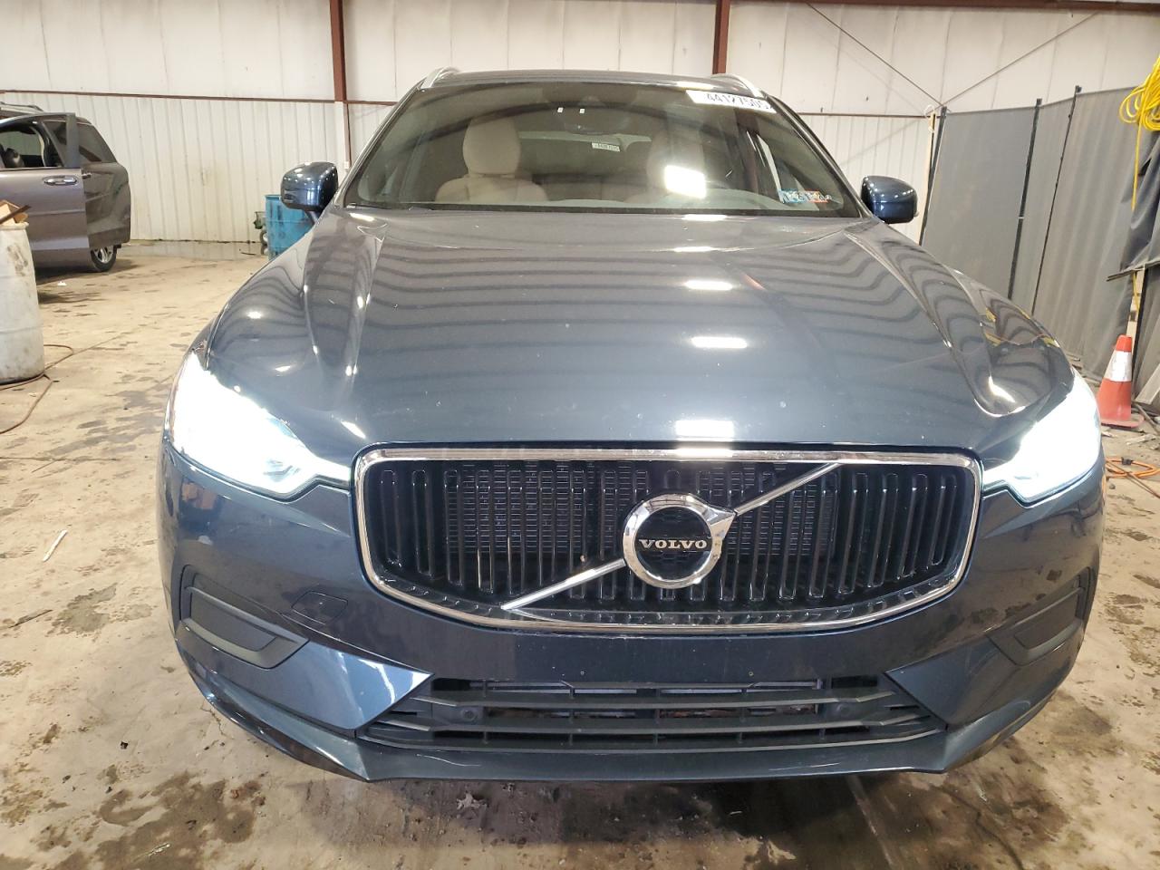 2020 Volvo XC60 - Image 5