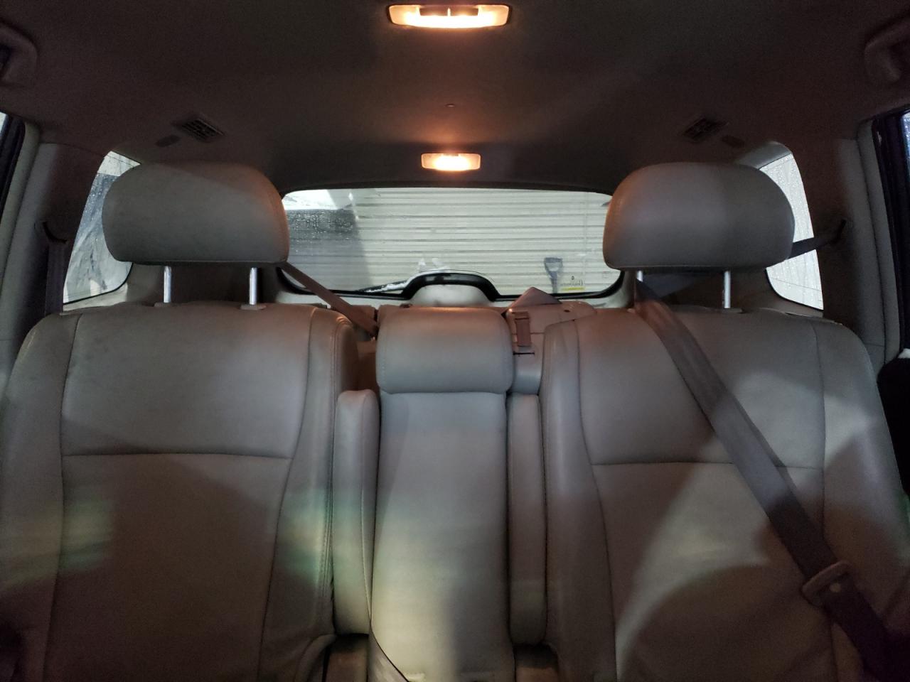 2011 Toyota Highlander - Image 10
