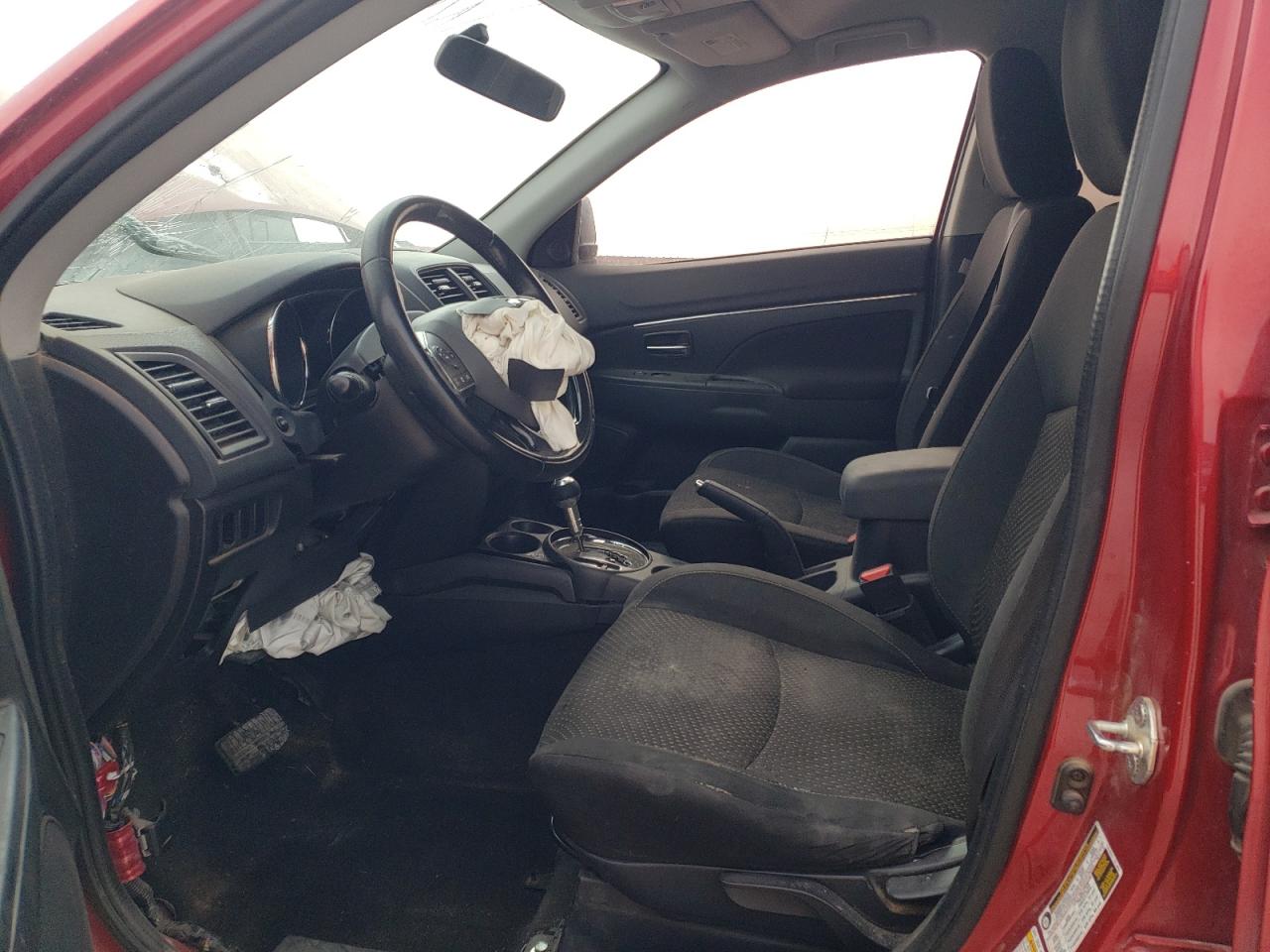 2016 Mitsubishi Outlander - Image 7