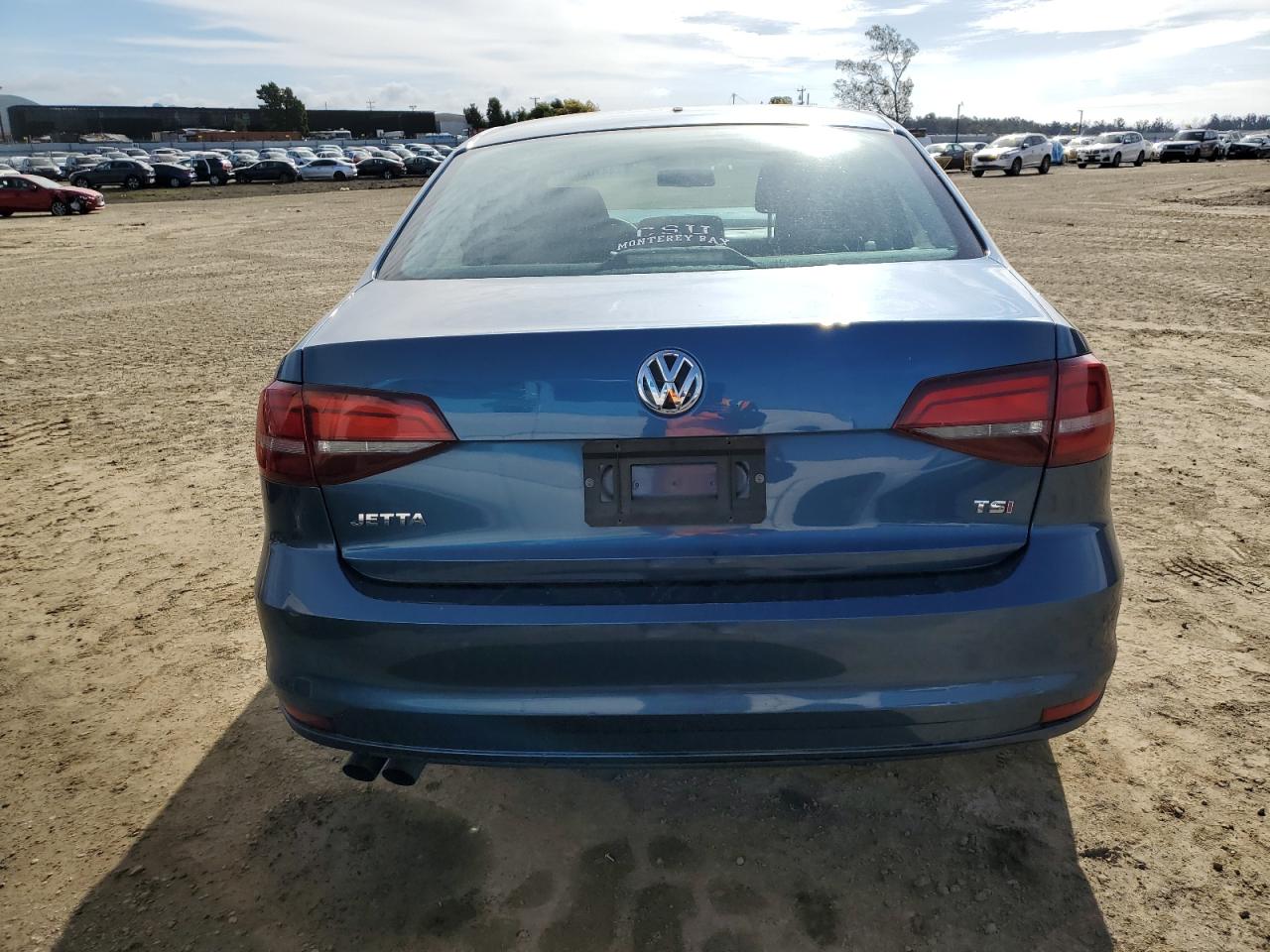 2016 Volkswagen Jetta - Image 6
