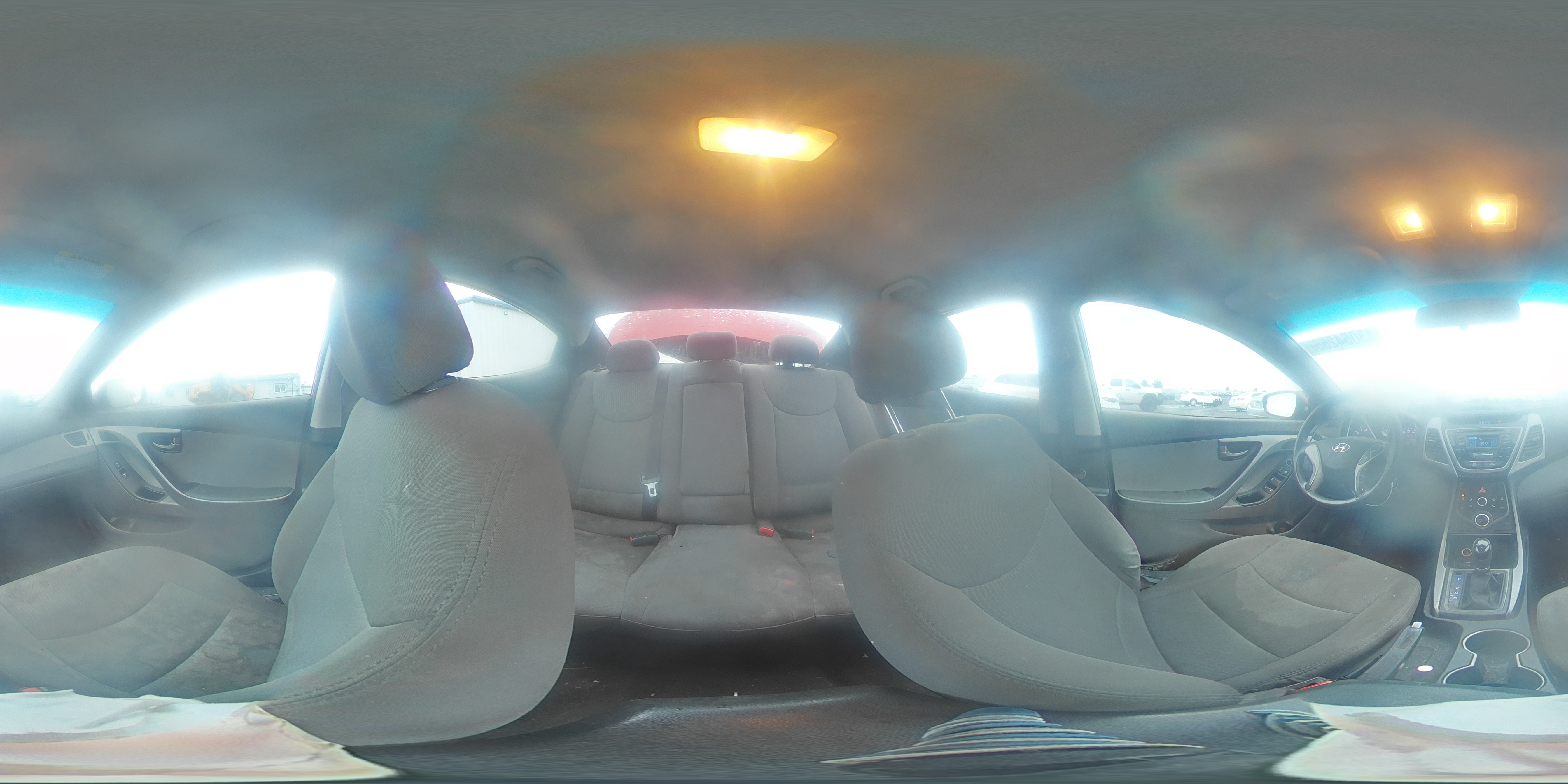 2014 Hyundai Elantra - Image 13
