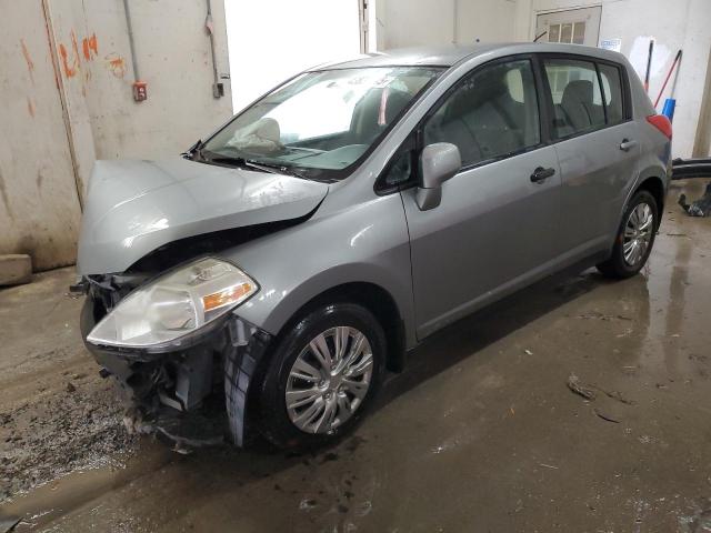  NISSAN VERSA 2012 Srebrny