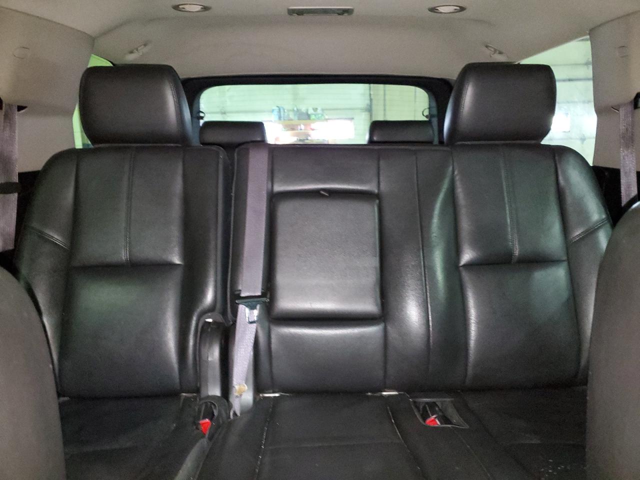 2013 GMC Yukon - Image 10