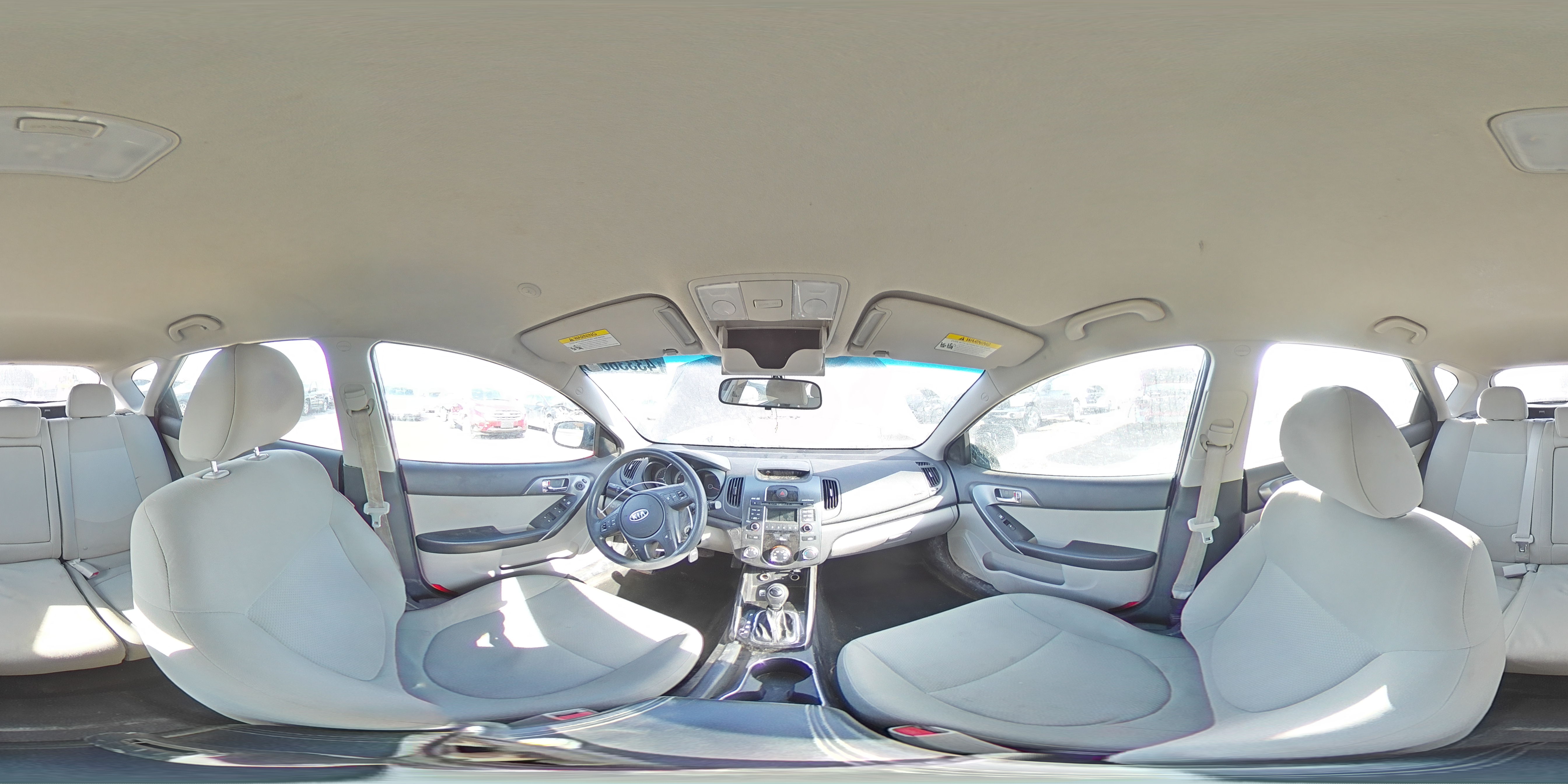 2013 Kia Forte - Image 12
