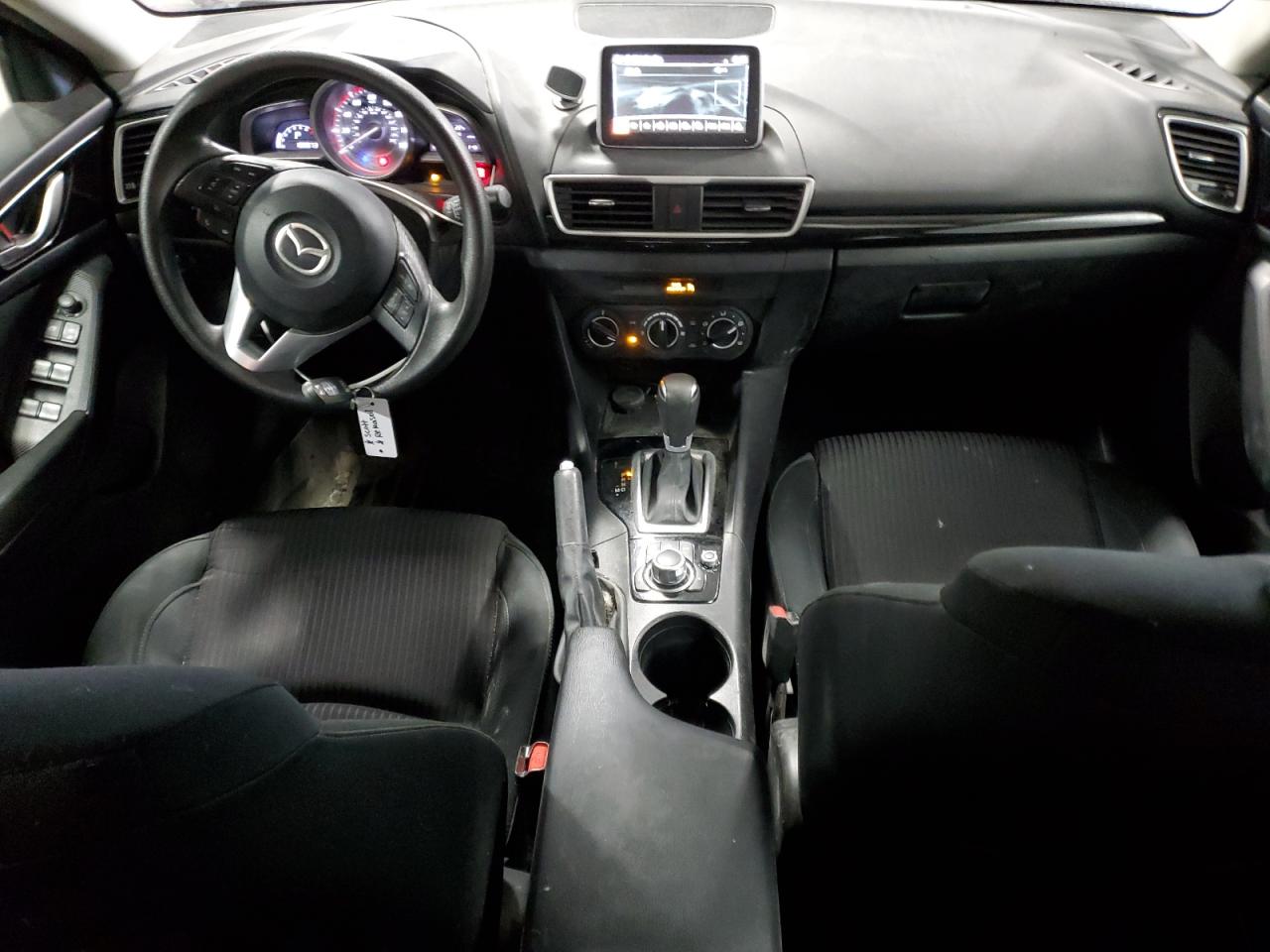 2016 Mazda 3 - Image 8