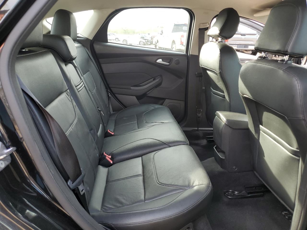 2015 Ford Focus - Image 10