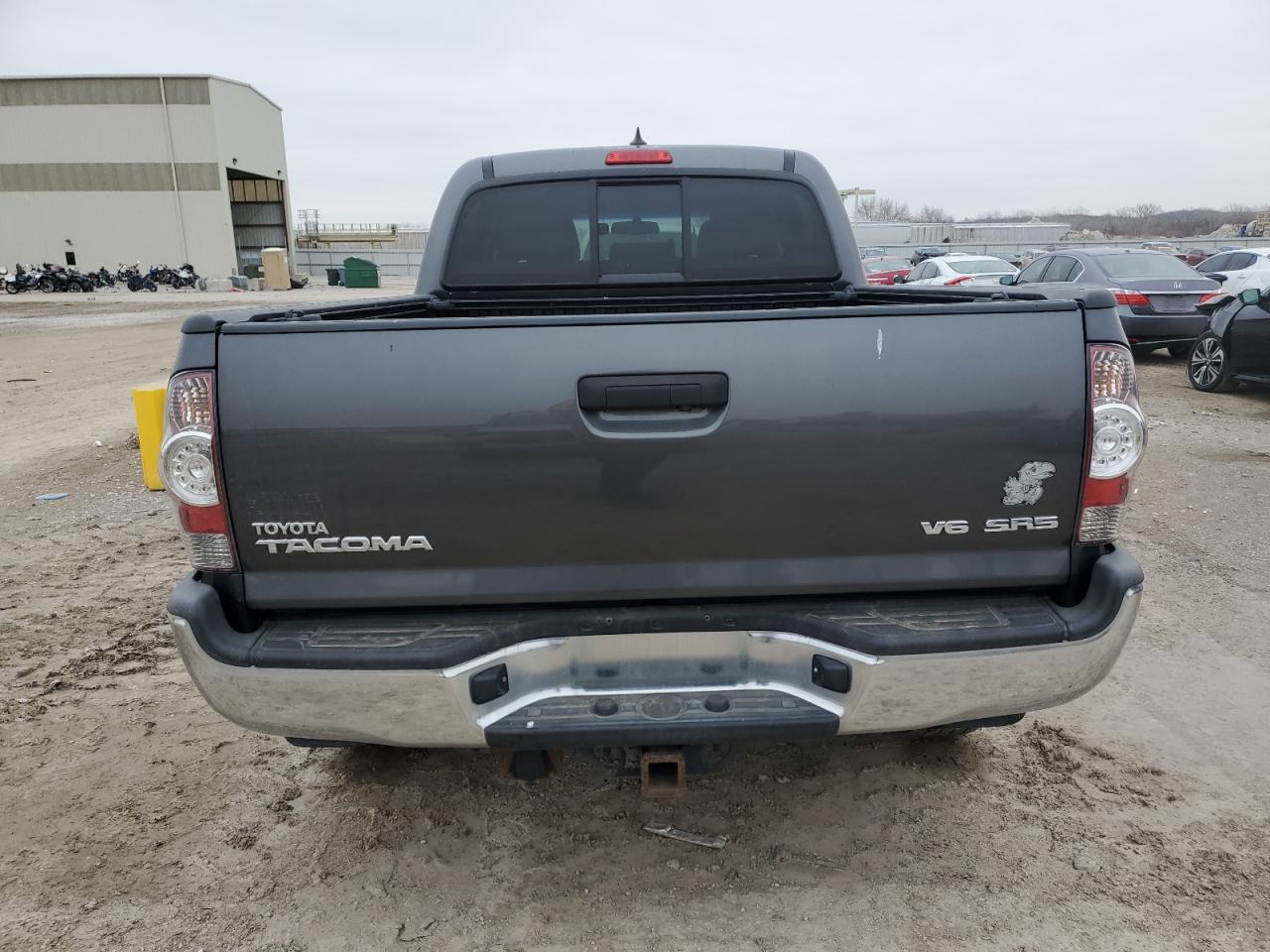 2014 Toyota Tacoma - Image 6