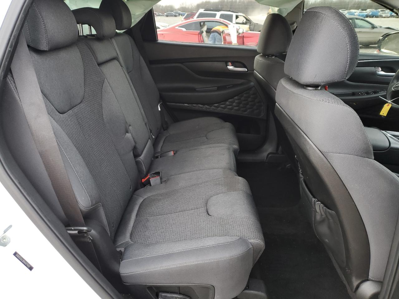 2022 Hyundai Santa Fe - Image 11