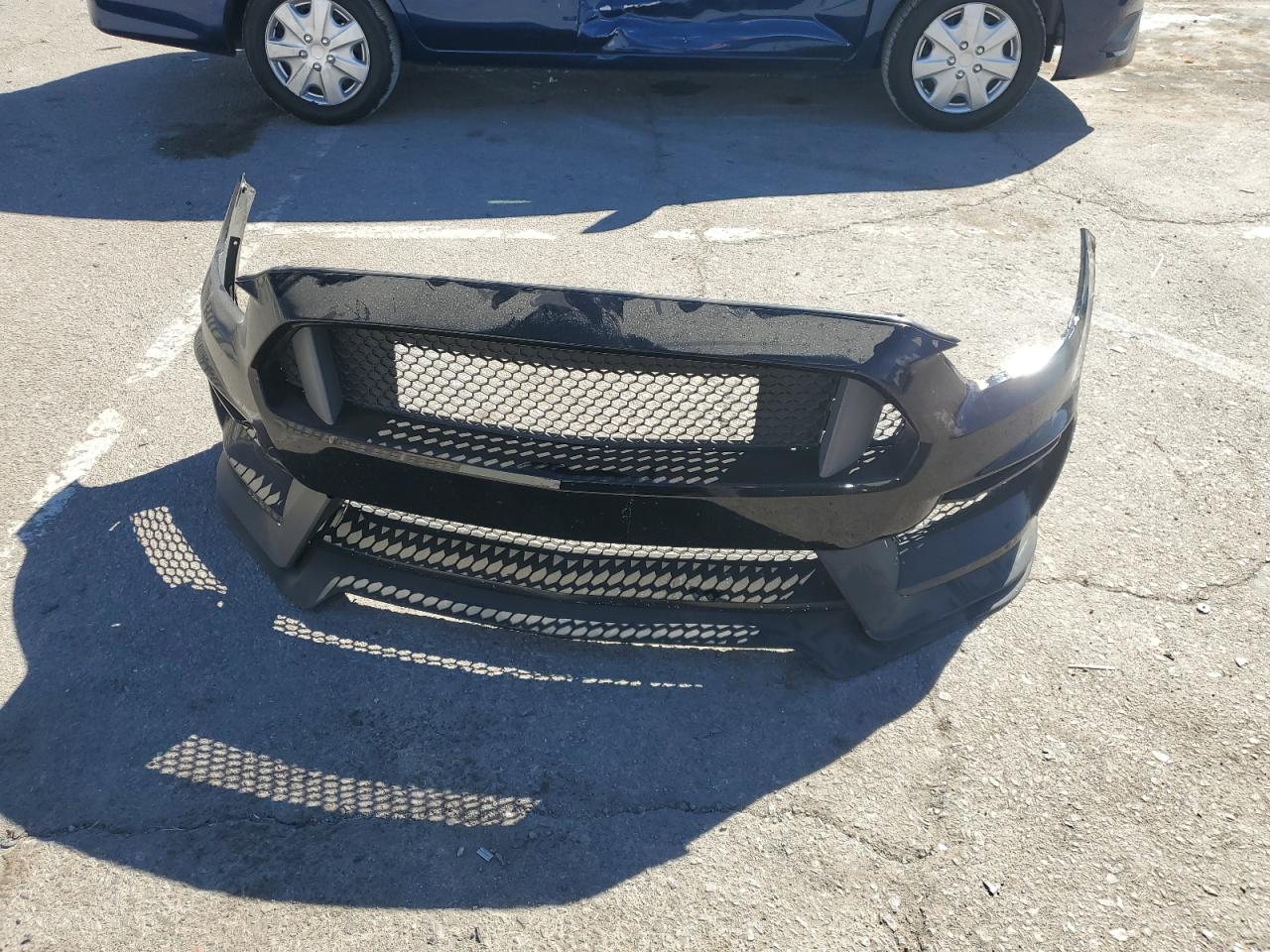 2015 Ford Mustang - Image 14