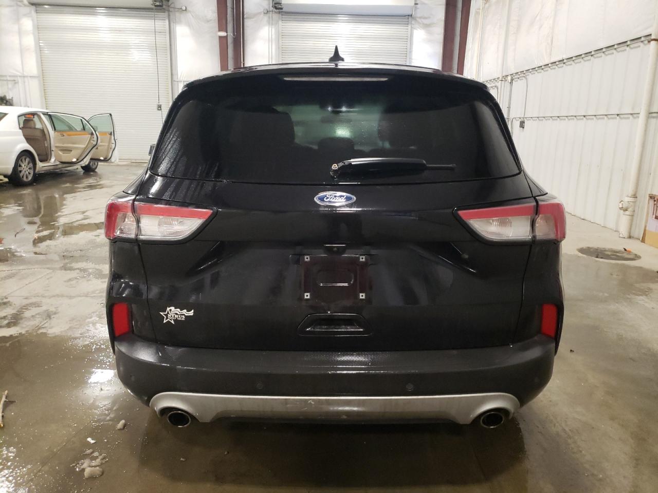 2020 Ford Escape - Image 6