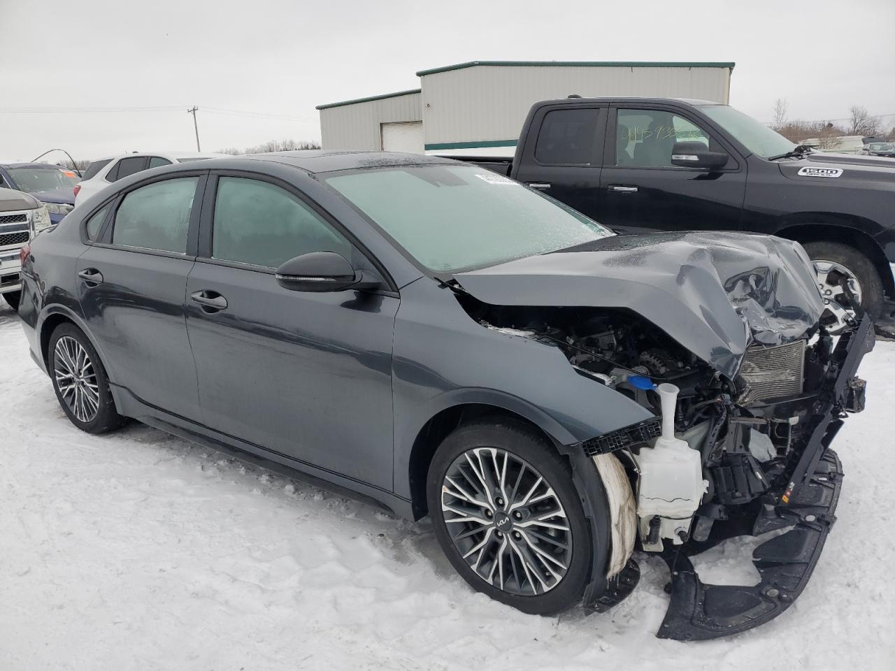2023 Kia Forte - Image 4