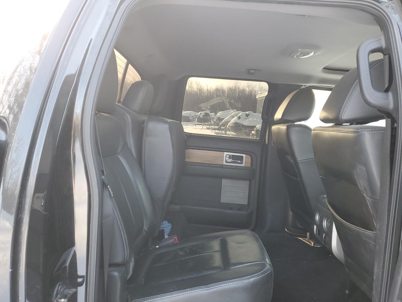 2011 Ford F-150 - Image 10
